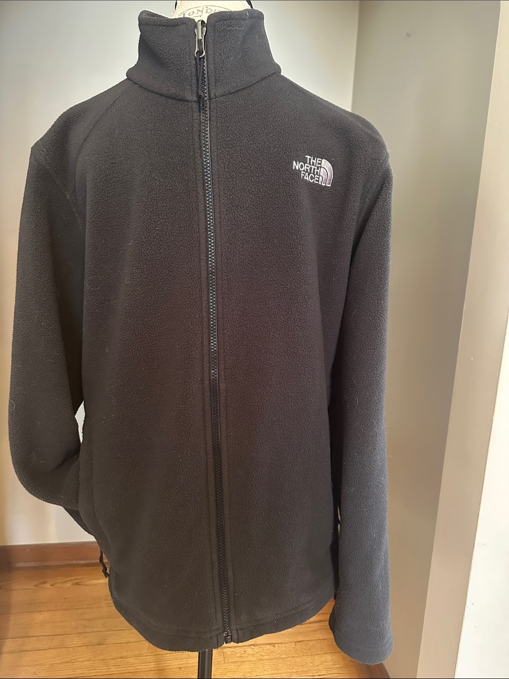 The North Face Black Lightweight Full-Zip Fleece Jacket